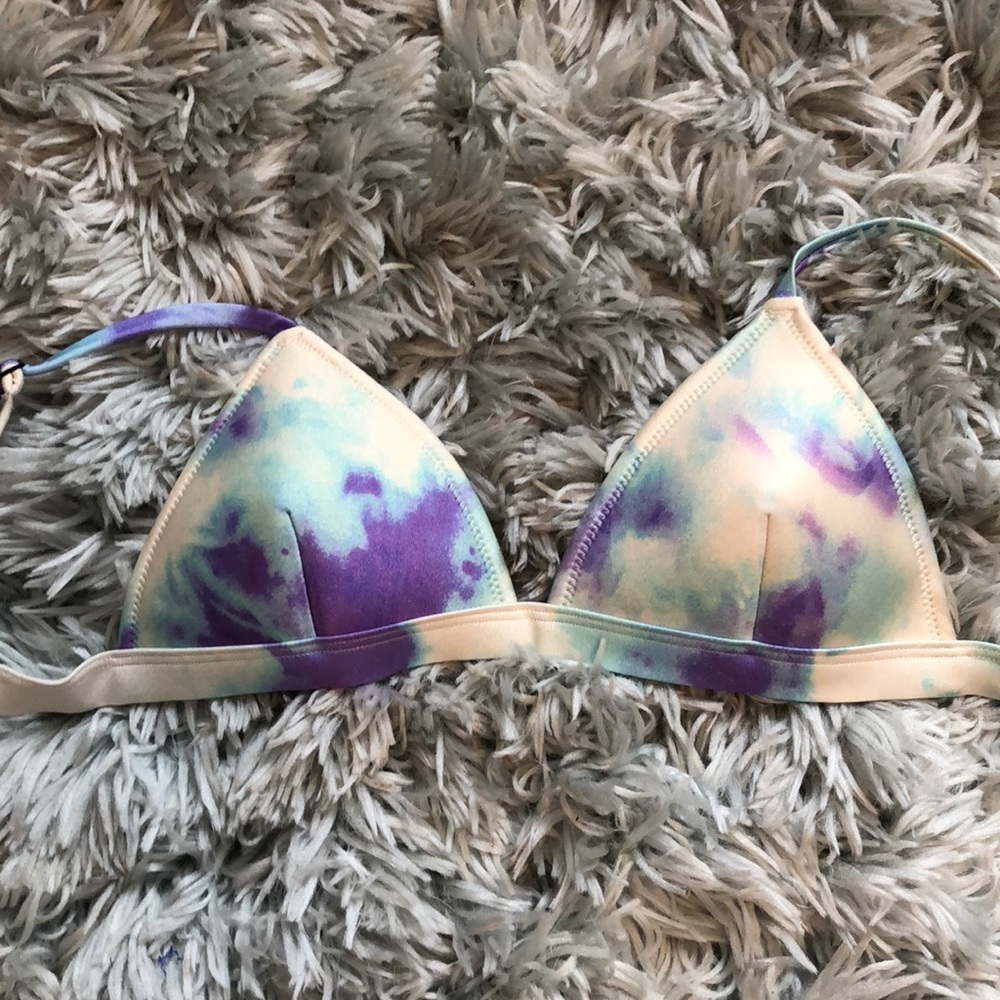 TRIANGL // Tie Dye Bikini Top